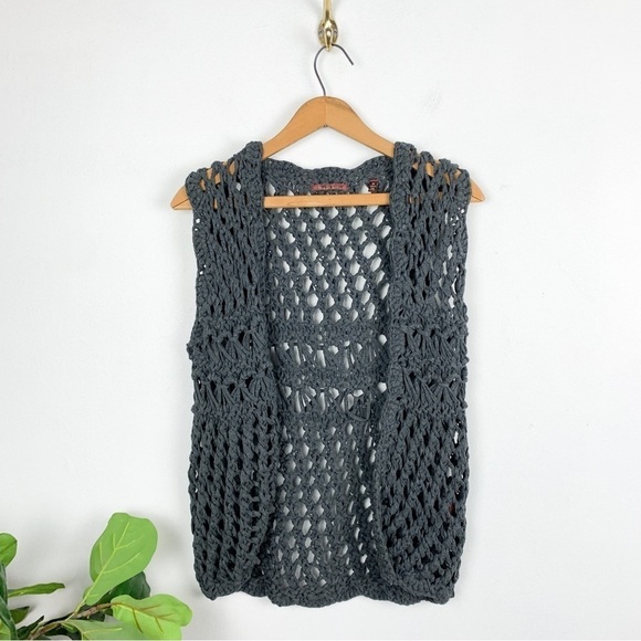 525 America Y2K Gray Crochet Vest Sz M - Picture 1 of 7